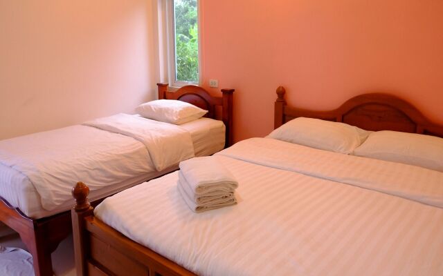 PT House Resort