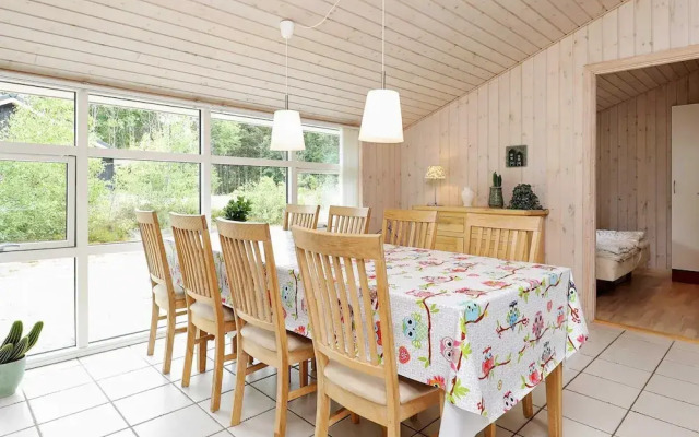 8 Person Holiday Home in Hals-by Traum