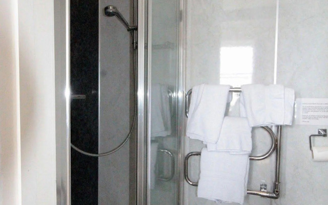 Marine Parade Hotel