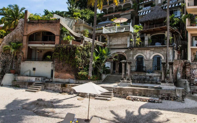 Quinta Maria Cortez Beach Hotel