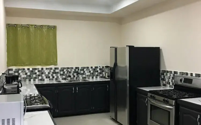 Island Vibes Suites