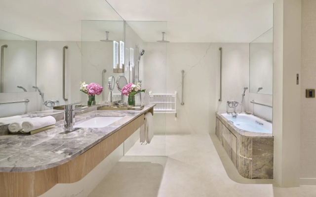 Mandarin Oriental, Singapore