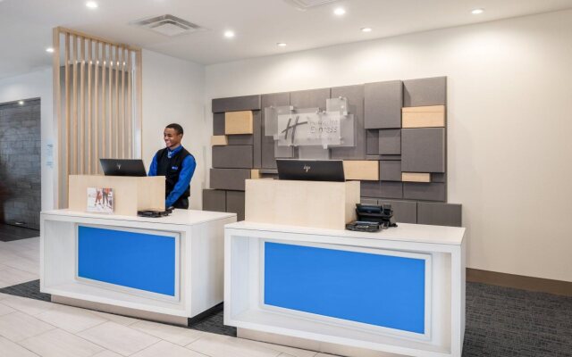 Holiday Inn Express & Suites St. Louis - Chesterfield by IHG