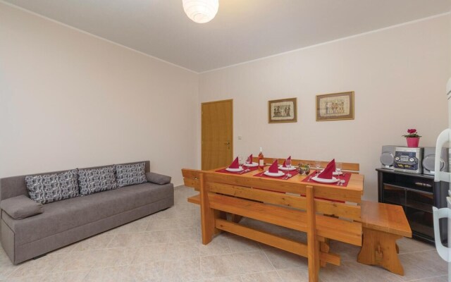 Nice Home in Nedescina With Wifi and 3 Bedrooms