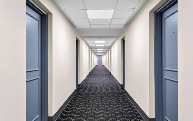 SureStay Plus by Best Western Windsor