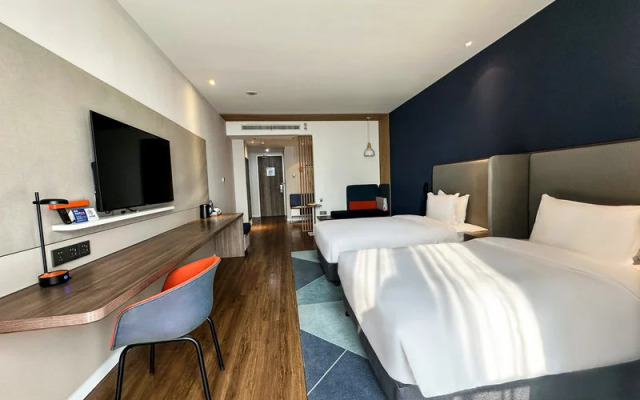 Holiday Inn Express Xi an West