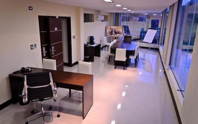 Hotel de Campo Colon