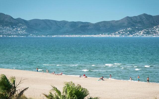 Spacious Apartment in Bon Relax with Swimming Pool