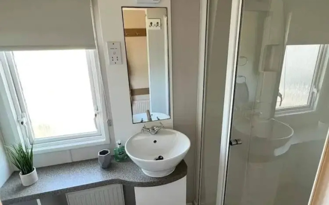 Caravan in Mablethorpe- 2bed-petsok-sleeps6-wifi