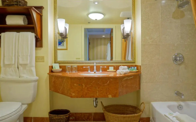 Monterey Plaza Hotel & Spa