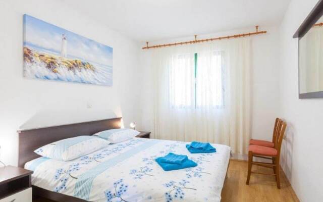 Gorgeous Villa in Tučepi with Private Swimming Pool