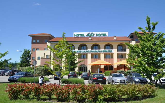 Just Hotel Lomazzo Fiera