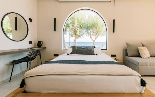 Villa Di Mare Seaside Suites