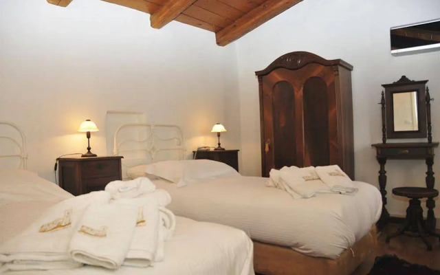 Lithos Stone Suites