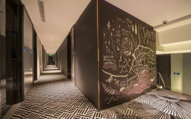 Sushi Light Luxury Hotel (Shanghai Hongmei Road)