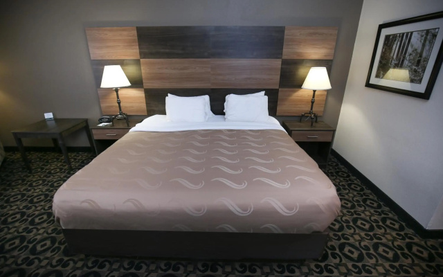 Quality Inn & Suites Boone - University Area