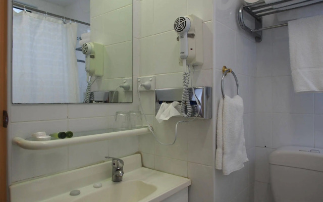Edgecliff Lodge Motel