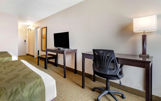 Quality Inn & Suites Escanaba North