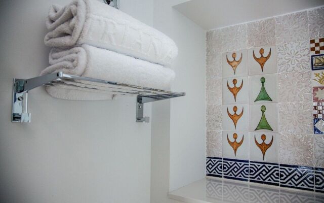 Hotel Triana Montalván