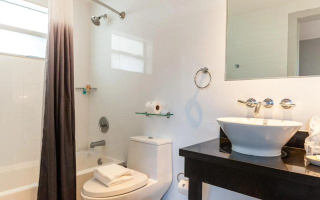 Seaside All Suites Hotel