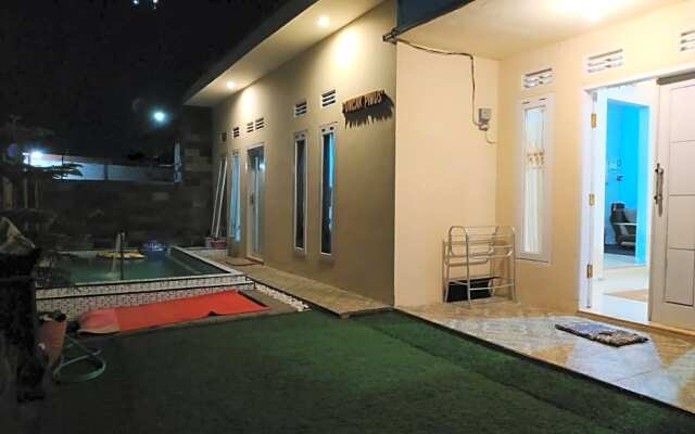 Puncak Pinus and Pool