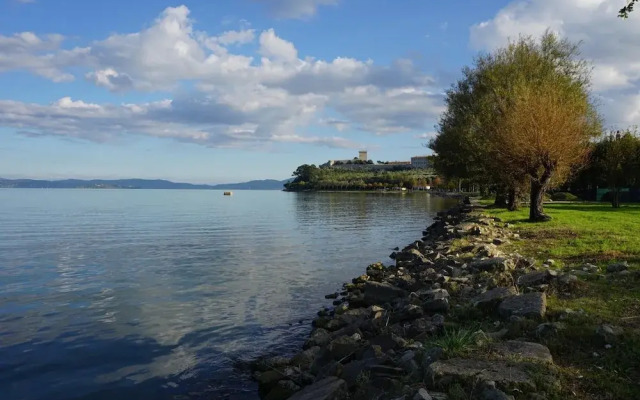 Thyme apt With Shared Pool