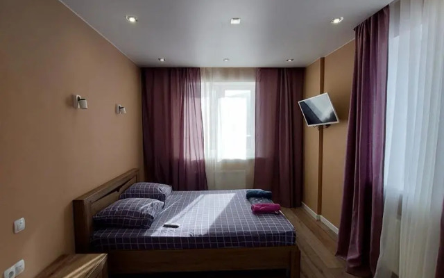 Апартаменты на Крылова 53/4