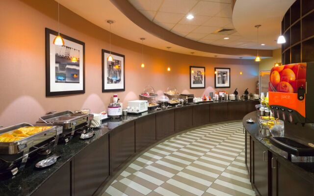 Hampton Inn & Suites Hershey