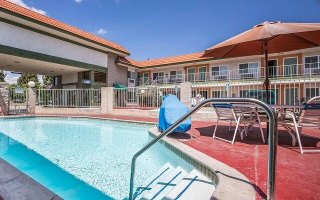 Rodeway Inn Artesia Cerritos
