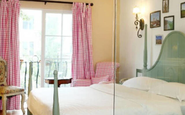 Xiangnanwan American Style Countryside Villa Hotel