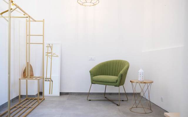 Stunning Villa Surrounded by Olive Trees - Beahost