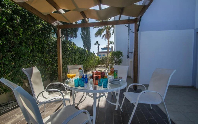 Yolanda Holiday Villa