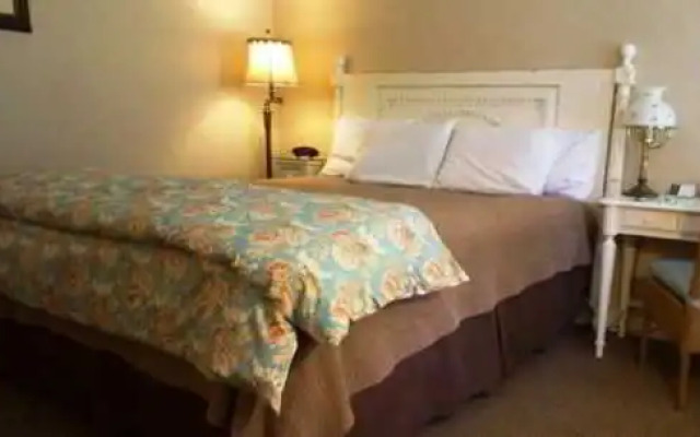 Wawona Hotel