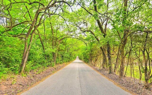 Stylish Franklin Cabin on 6 Private Acres!