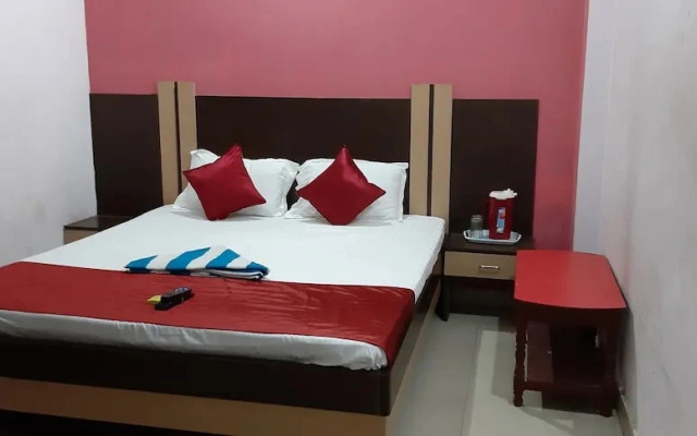 Goroomgo Puri Dham Lodge Puri
