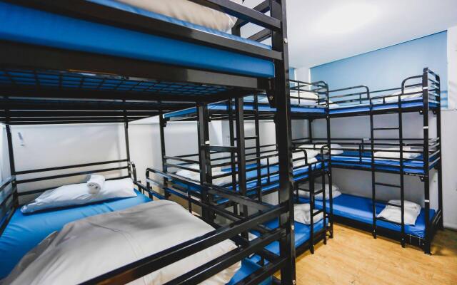 Via Limehouse - Hostel