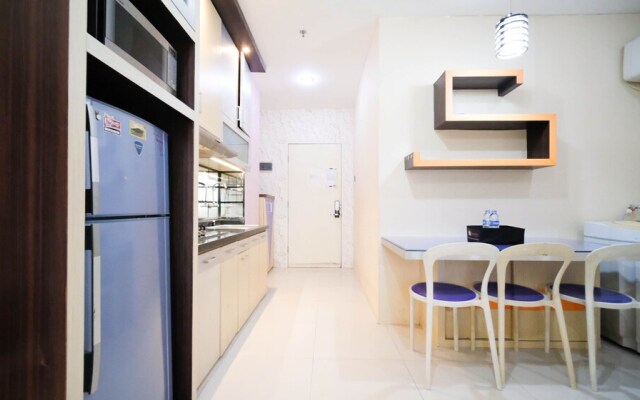 Best Location And Homey 2Br At Twin Tower Apartment