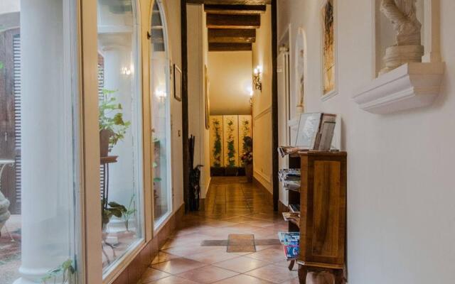 Mondo Antico Alloggio in Città B&B