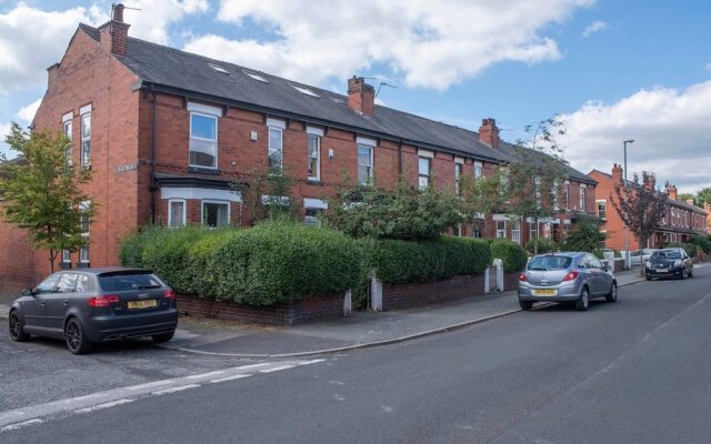 Cosy 2BD Terrace House in Chorlton