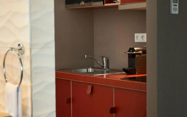 Beachhouse Hotel