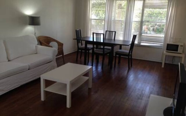 Robindale Suites