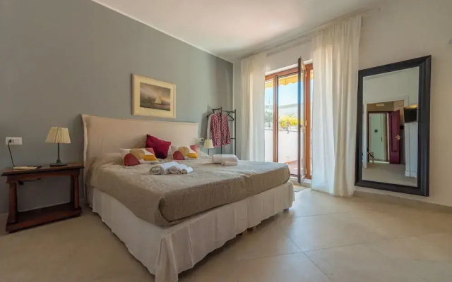 Molo Angioino Suites