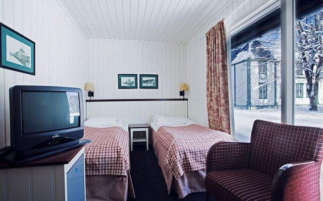 Bårdshaug Herregård