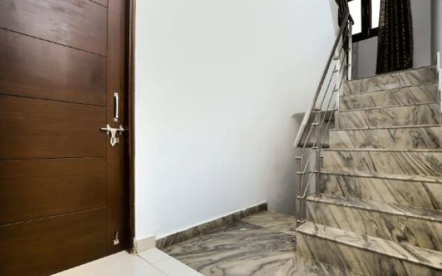 Oyo 22237 Blu Stone