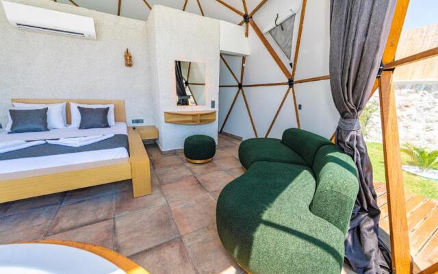 Kalkan Dome Suites & Deluxe-Glamping Holiday In Kalkan