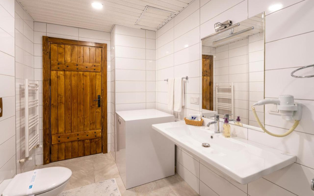 Avena Mountain Hotel - Adults Only