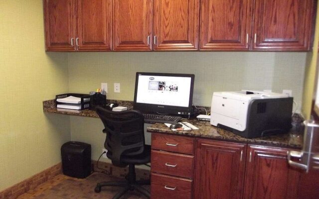 Hampton Inn & Suites Gainesville