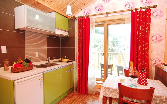 Yangpyeong Sigyekkot Pension