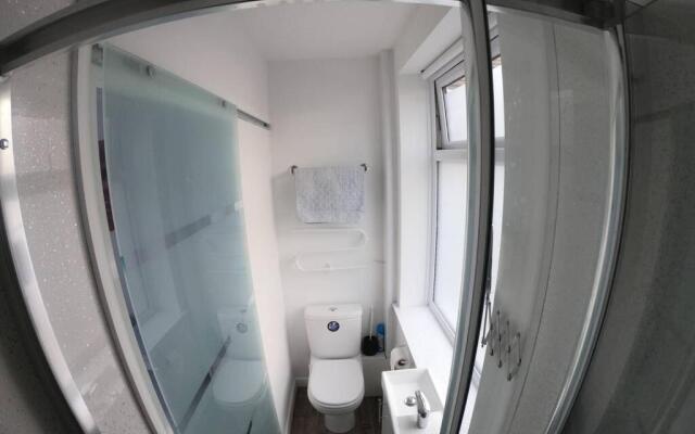 Seven Seas Beach Retreat Studio Flat