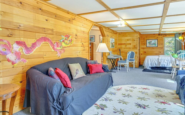 Fire Pit & Decks: Creekside Cabin in Robbinsville